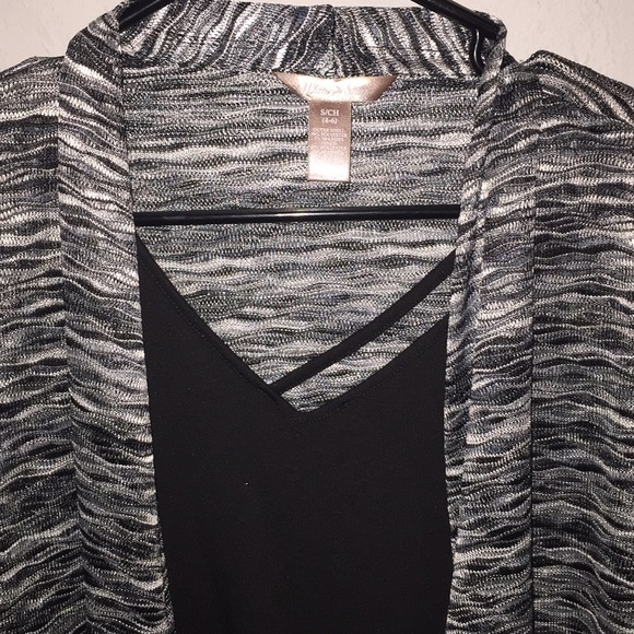 One piece blouse very dressy very casual - Picture 2 of 2